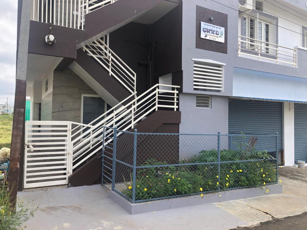 Skyhouse Homestay Mysore Exteriör bild