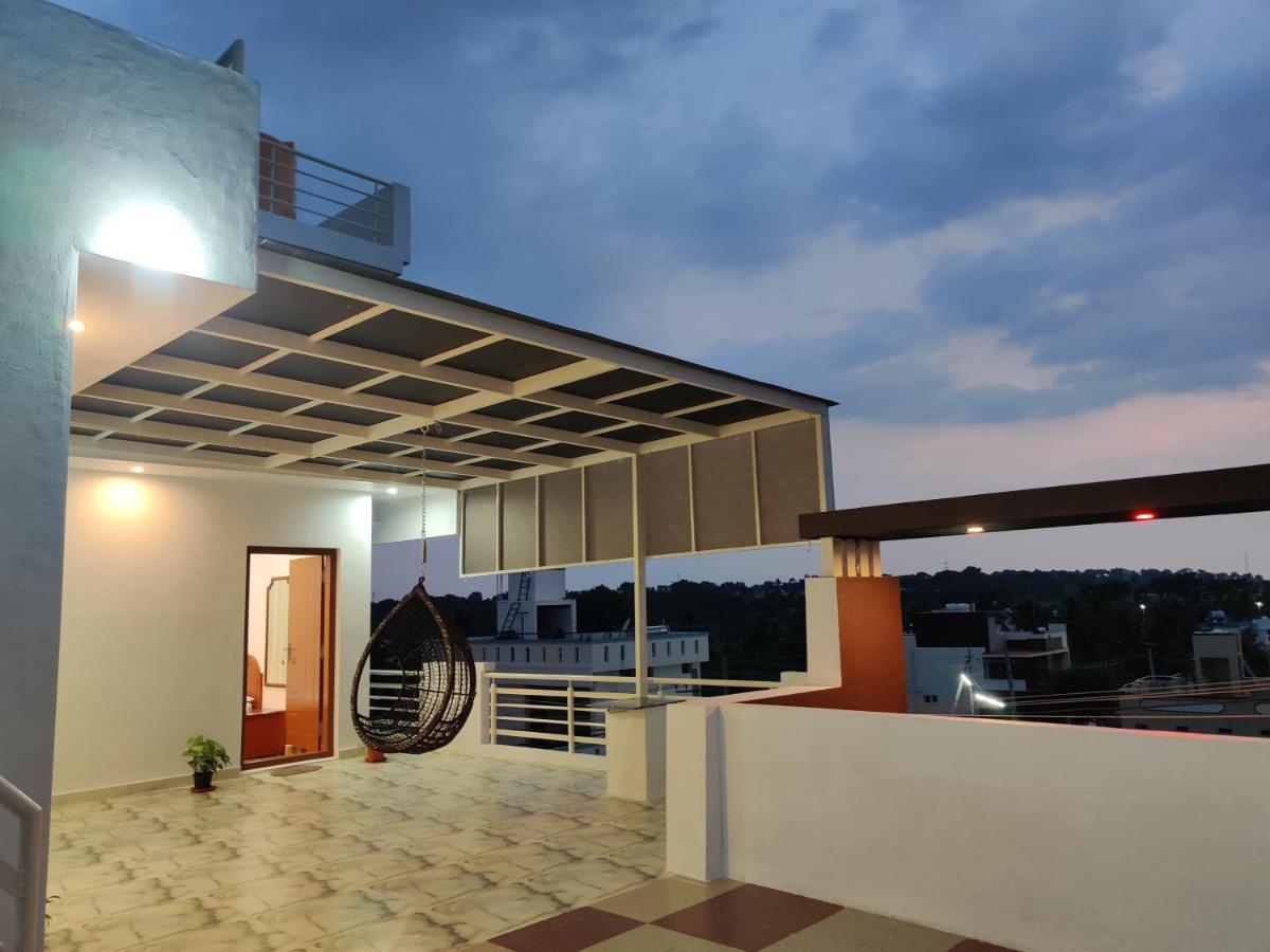 Skyhouse Homestay Mysore Exteriör bild